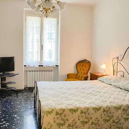 A Casa Di Mario * Vernazza